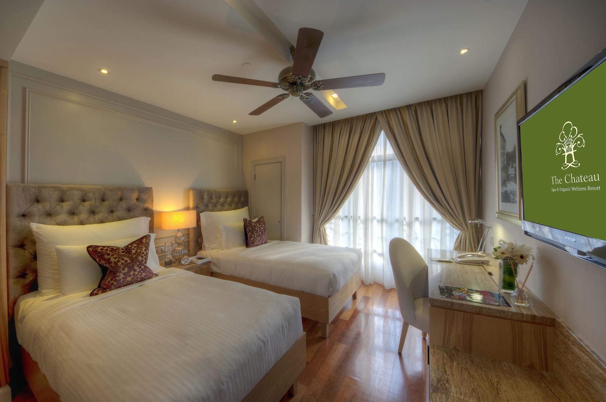 The Chateau Spa & Wellness Resort Bukit Tinggi Exterior photo Deluxe Room
