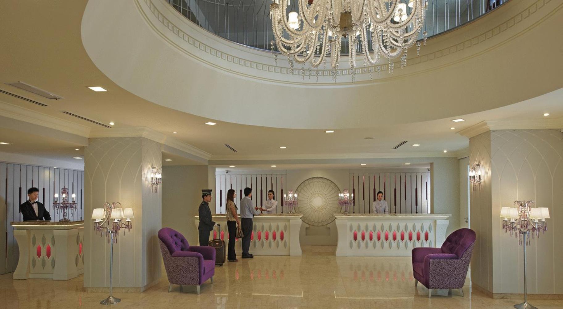 The Chateau Spa & Wellness Resort Bukit Tinggi Interior photo